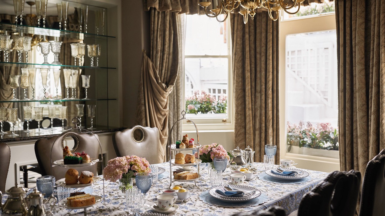 Photo of Others in Brompton & Hans Town