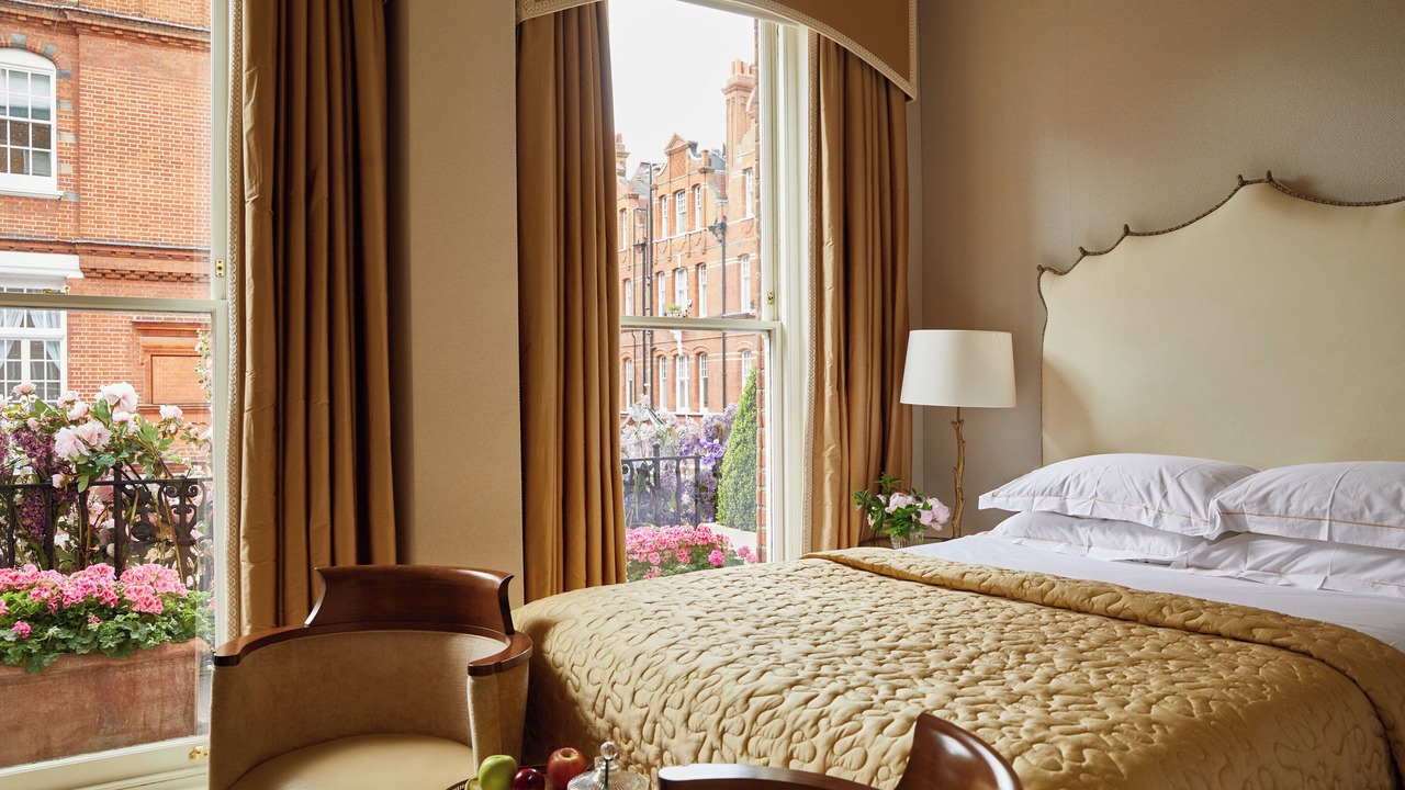 Photo of Bedroom in Brompton & Hans Town