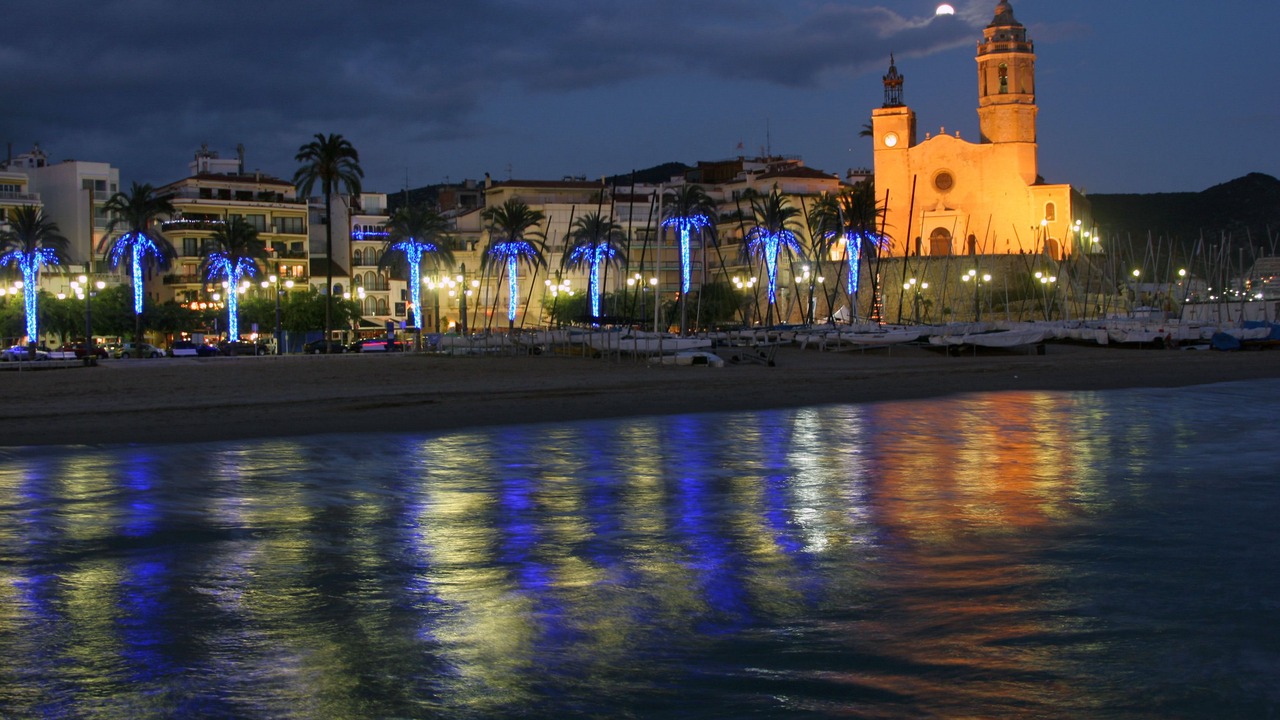 Photo of Others in Sitges