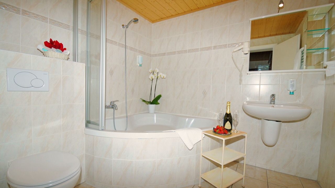 Photo of Bathroom in Kandersteg