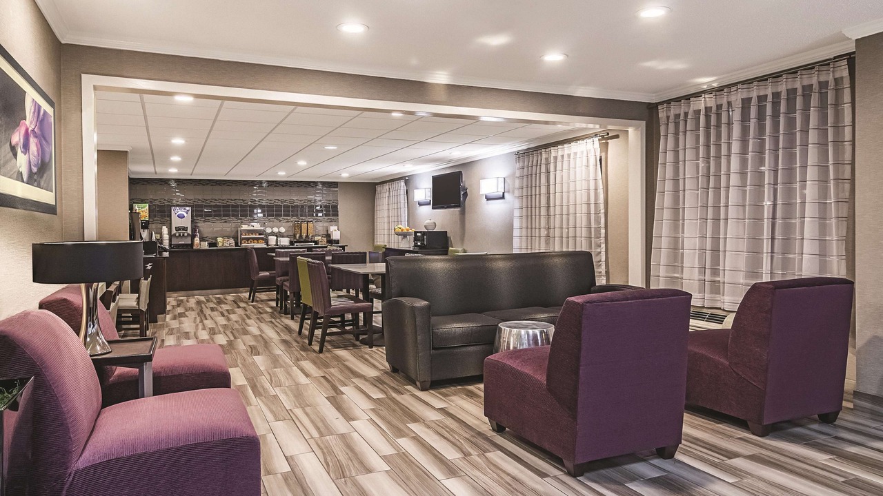 Photo of Livingroom in Dock Junction