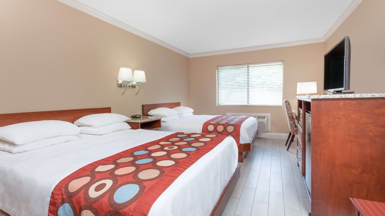 Photo of Bedroom in Owensboro