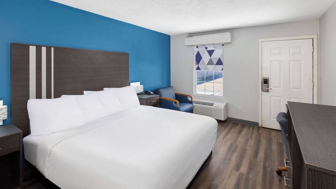 Photo of Bedroom in Selma