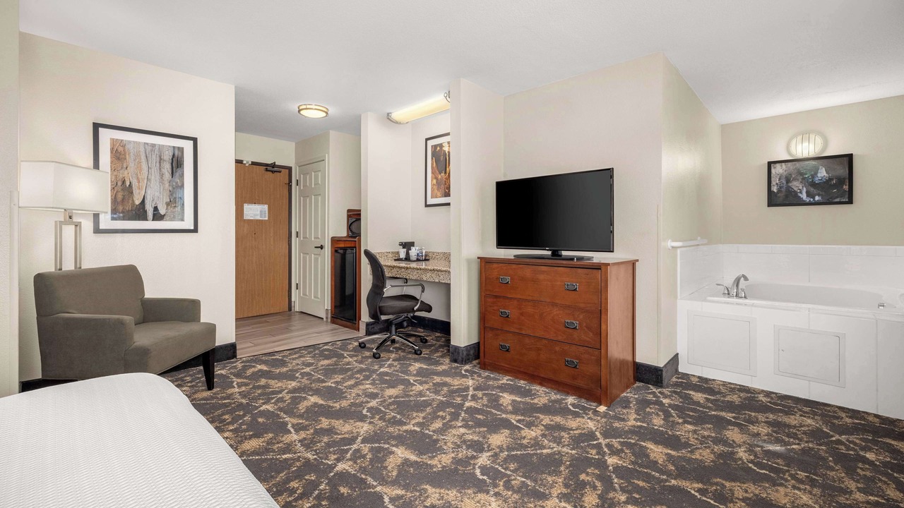 Photo of Bedroom in Grants Pass