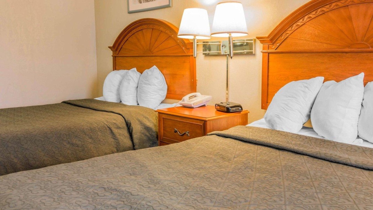 Photo of Bedroom in Walker