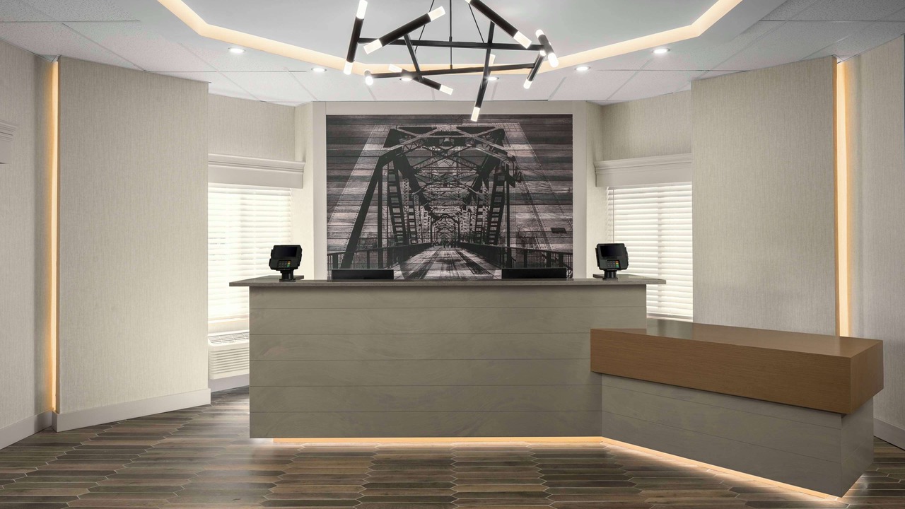 Photo of Others in Salem