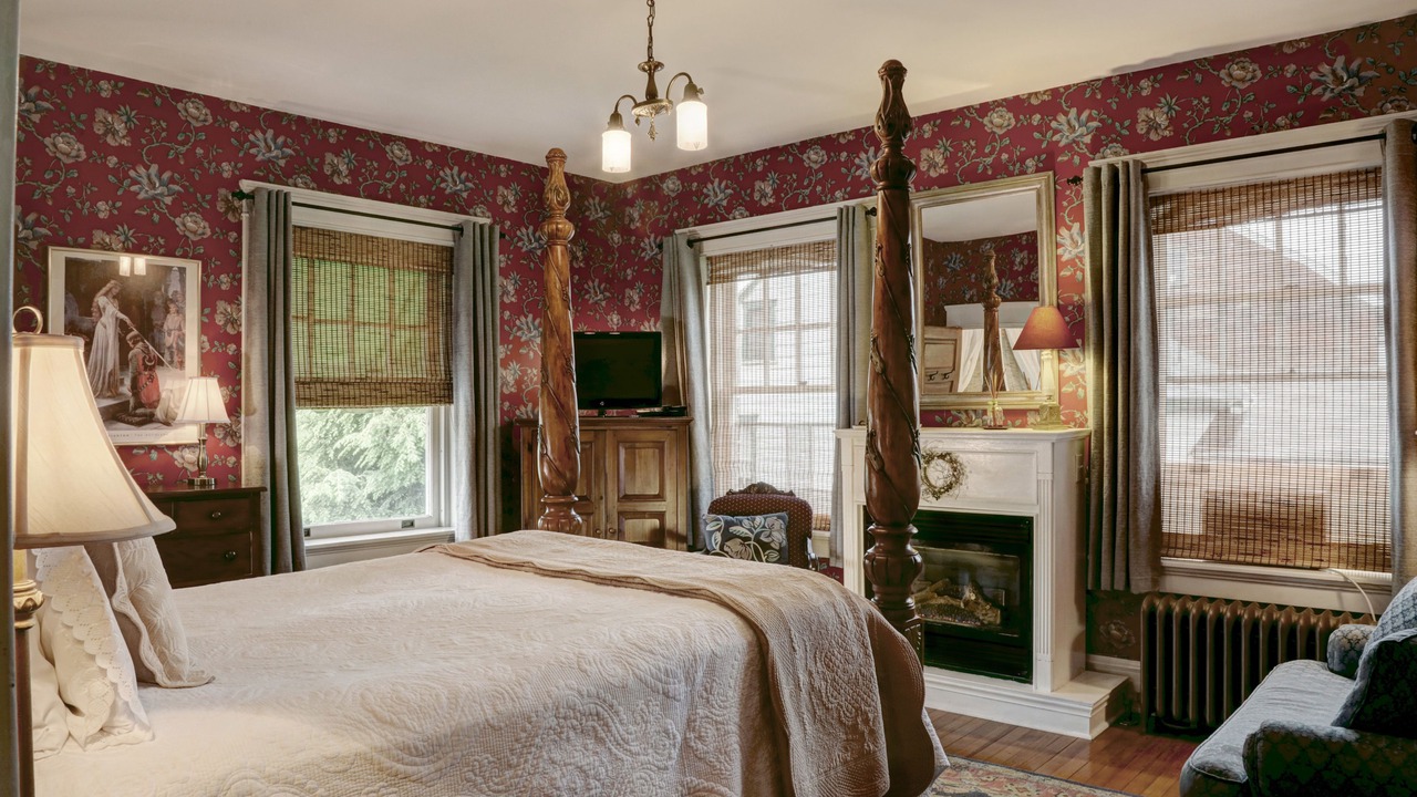 Photo of Bedroom in Mount Joy