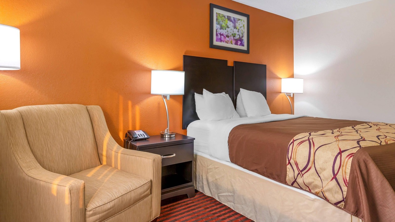 Photo of Bedroom in Coopersville