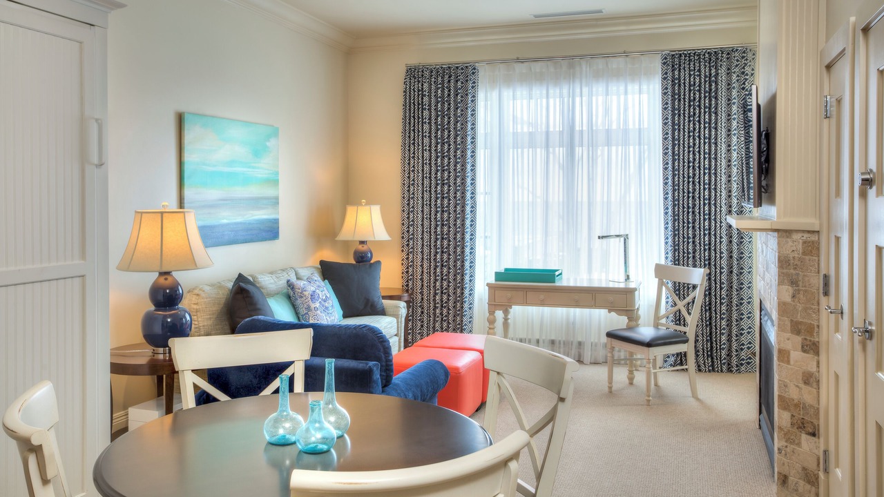 Photo of Livingroom in Bay Harbor