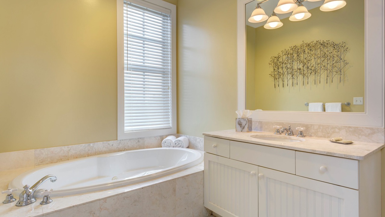 Photo of Bathroom in Bay Harbor