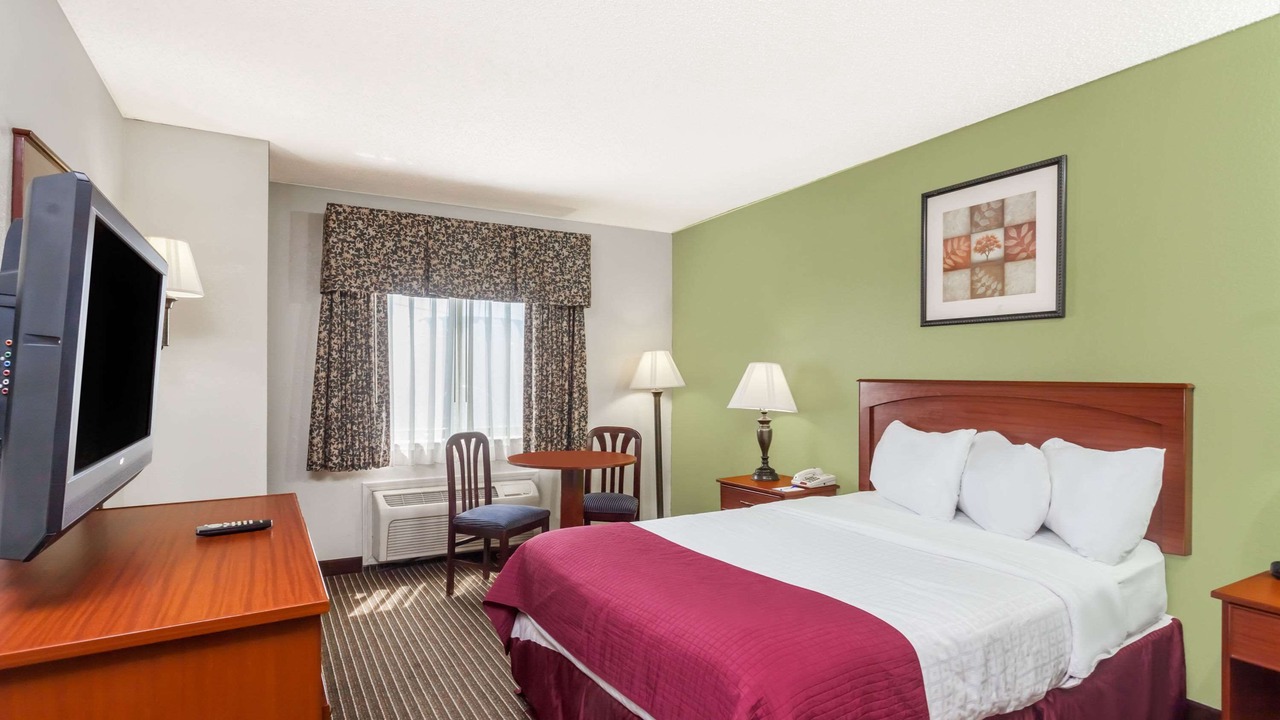 Photo of Bedroom in Jackson