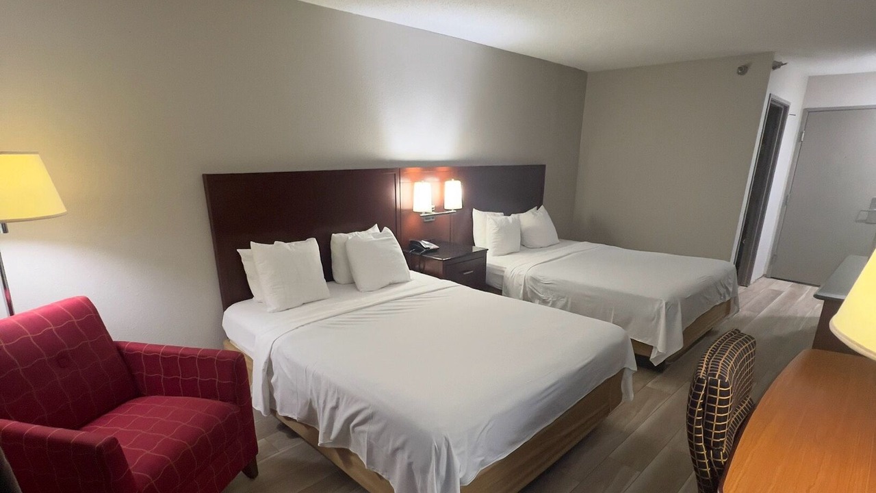 Photo of Bedroom in Lake Bluff