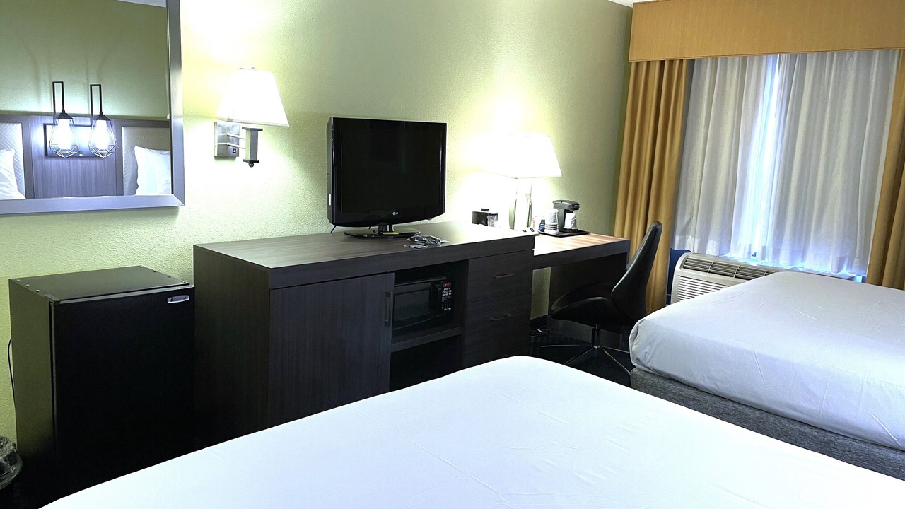 Photo of Bedroom in Albany