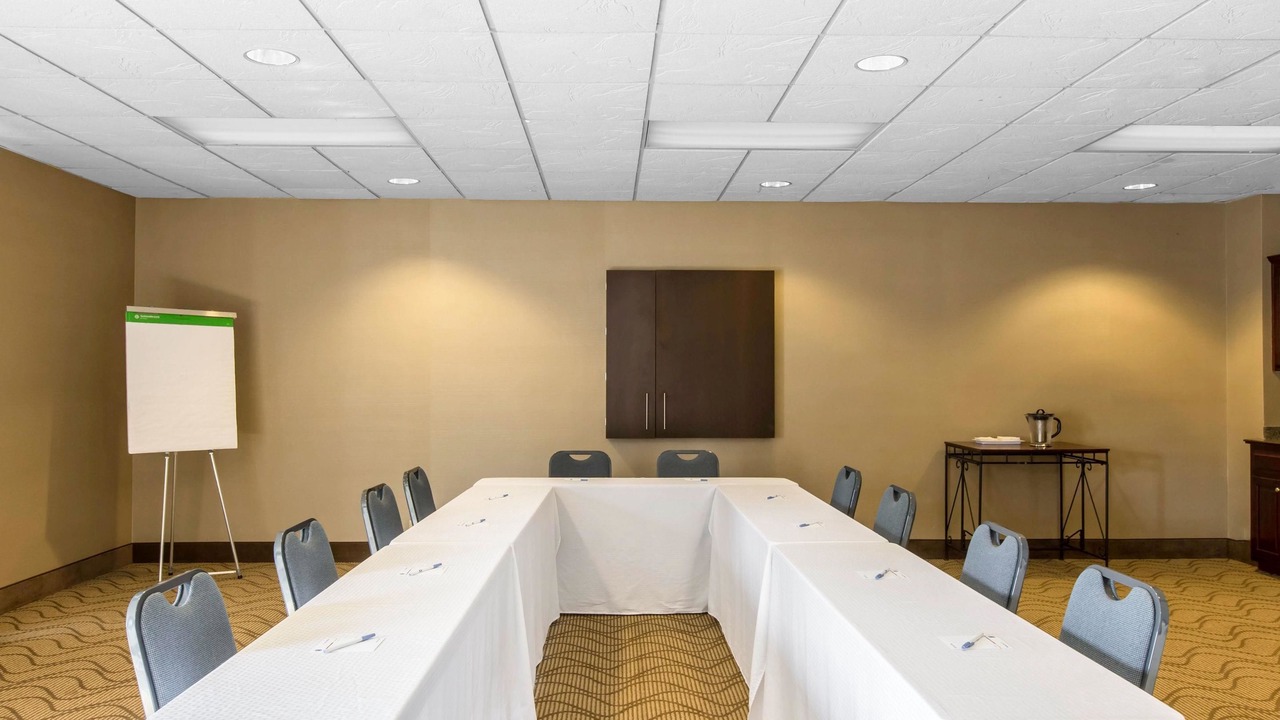 Photo of Others in Thomson