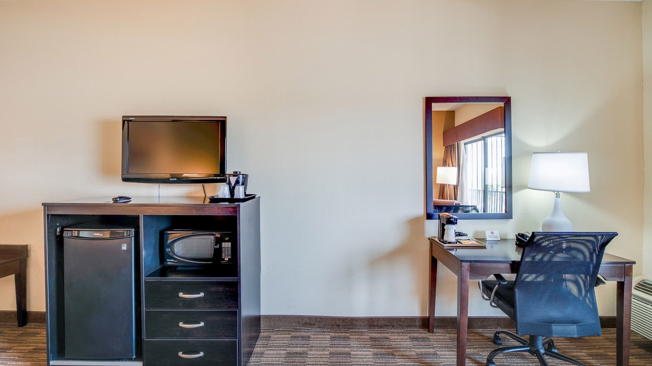 Photo of Bedroom in Greater Greenspoint