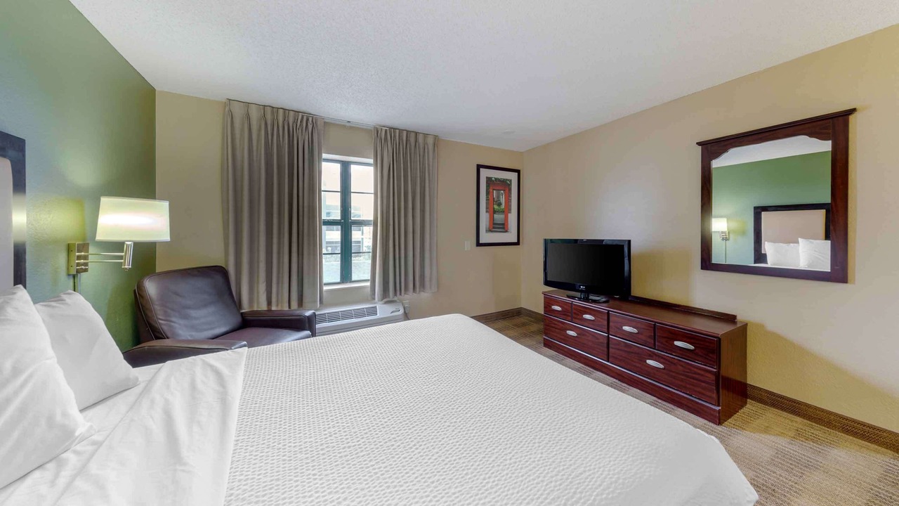Photo of Bedroom in Huntington Beach