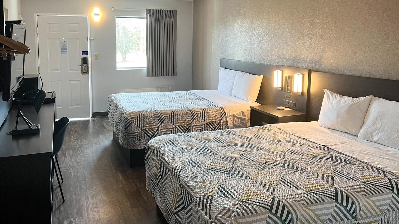 Photo of Others in Ozark