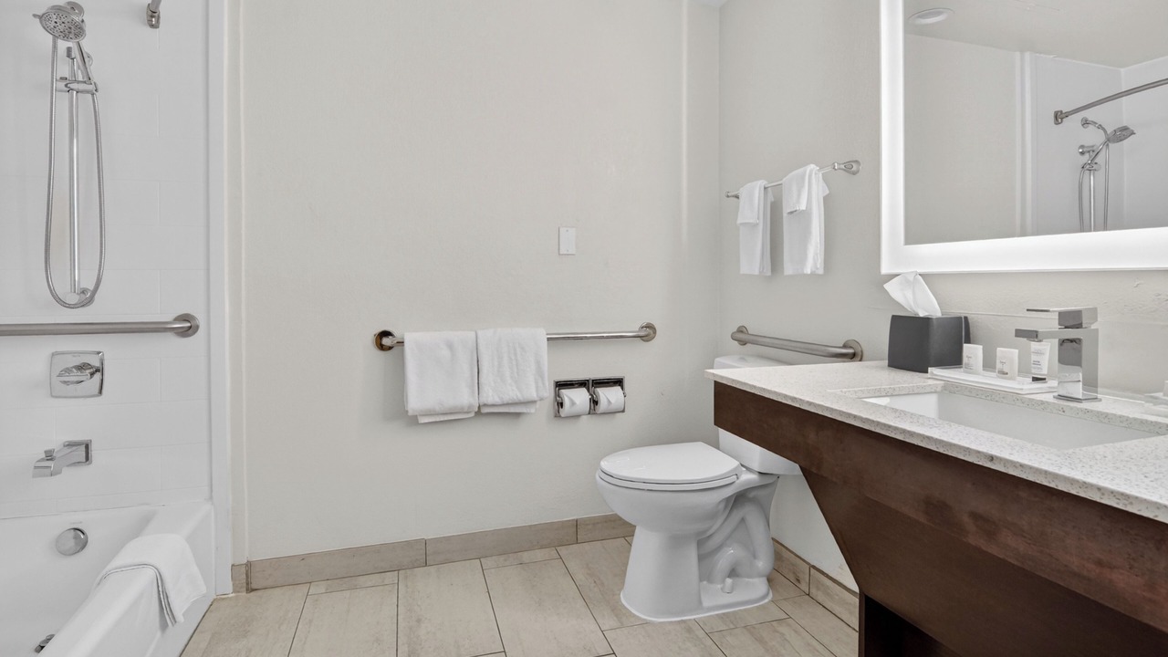 Photo of Bathroom in Addison