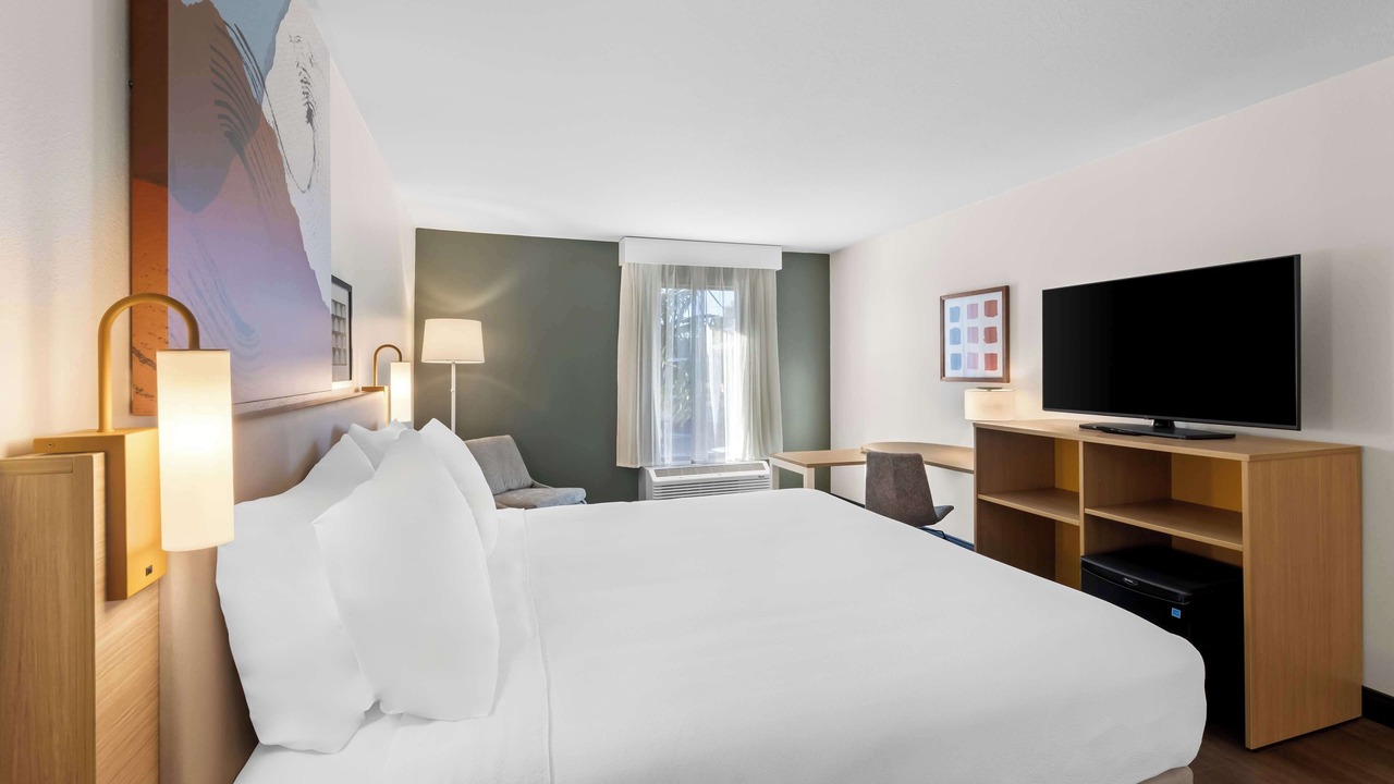 Photo of Others in Calhoun