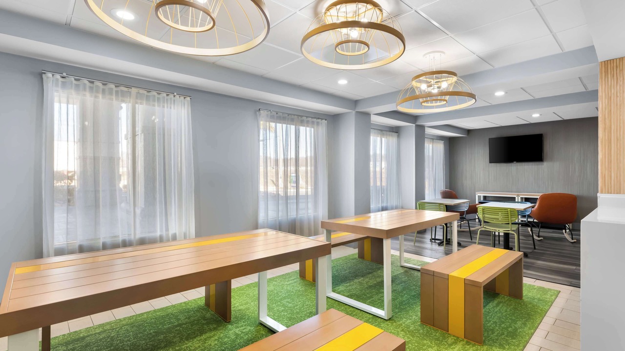 Photo of Others in Calhoun