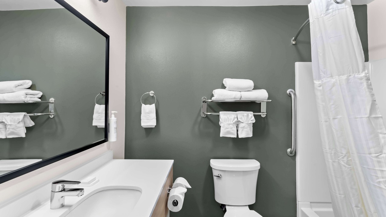 Photo of Others in Calhoun