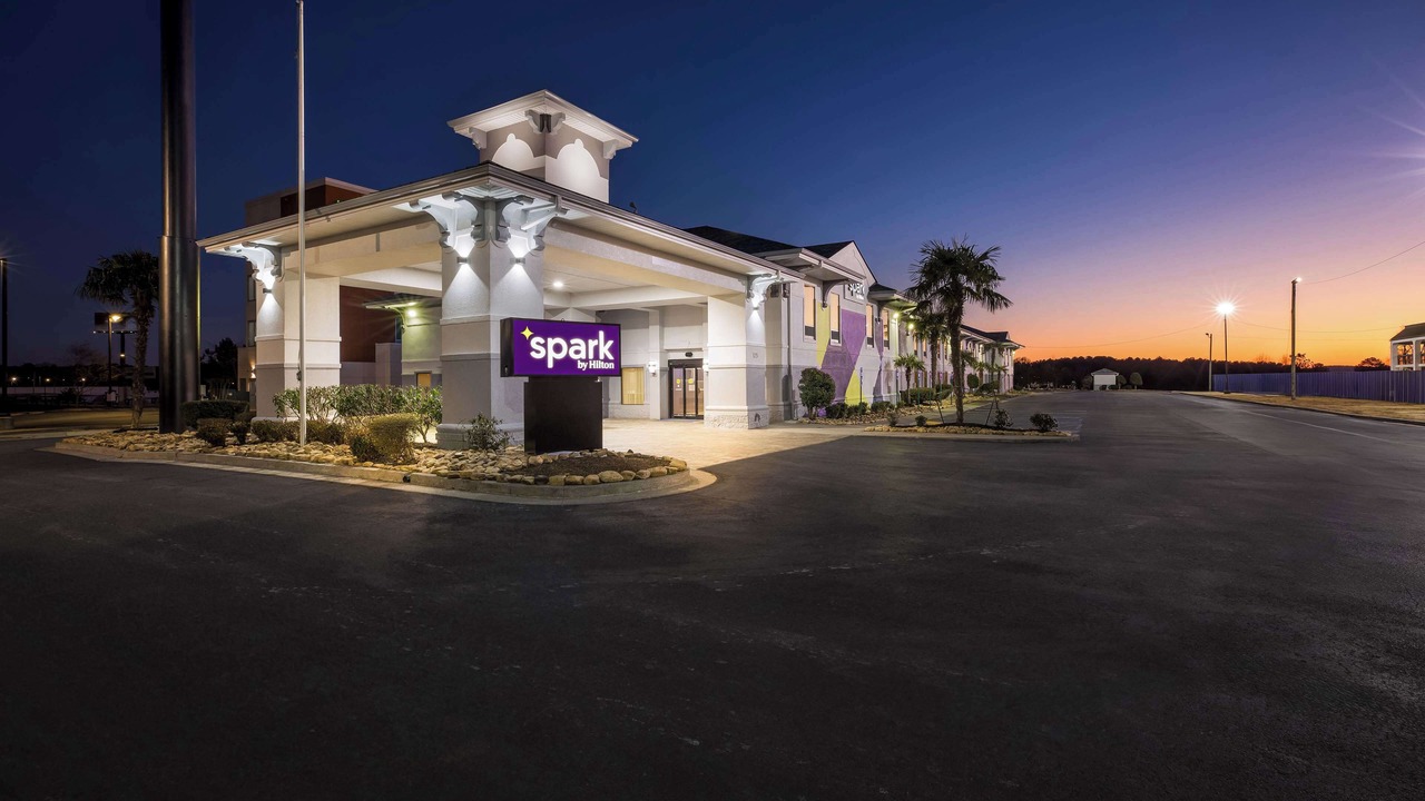 Photo of Outdoor in Calhoun