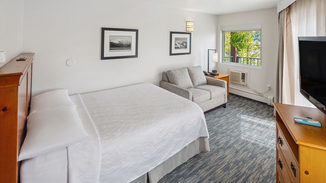 Photo of Bedroom in Seward