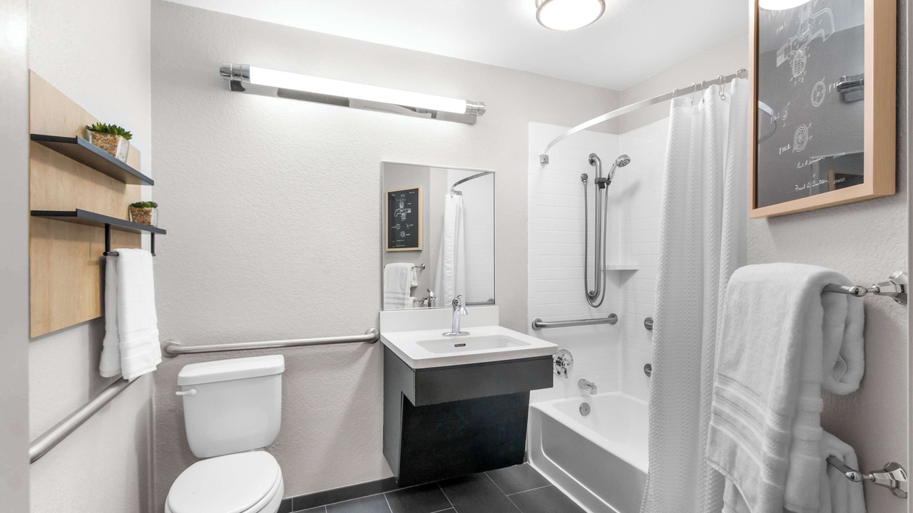 Photo of Bathroom in East Congress