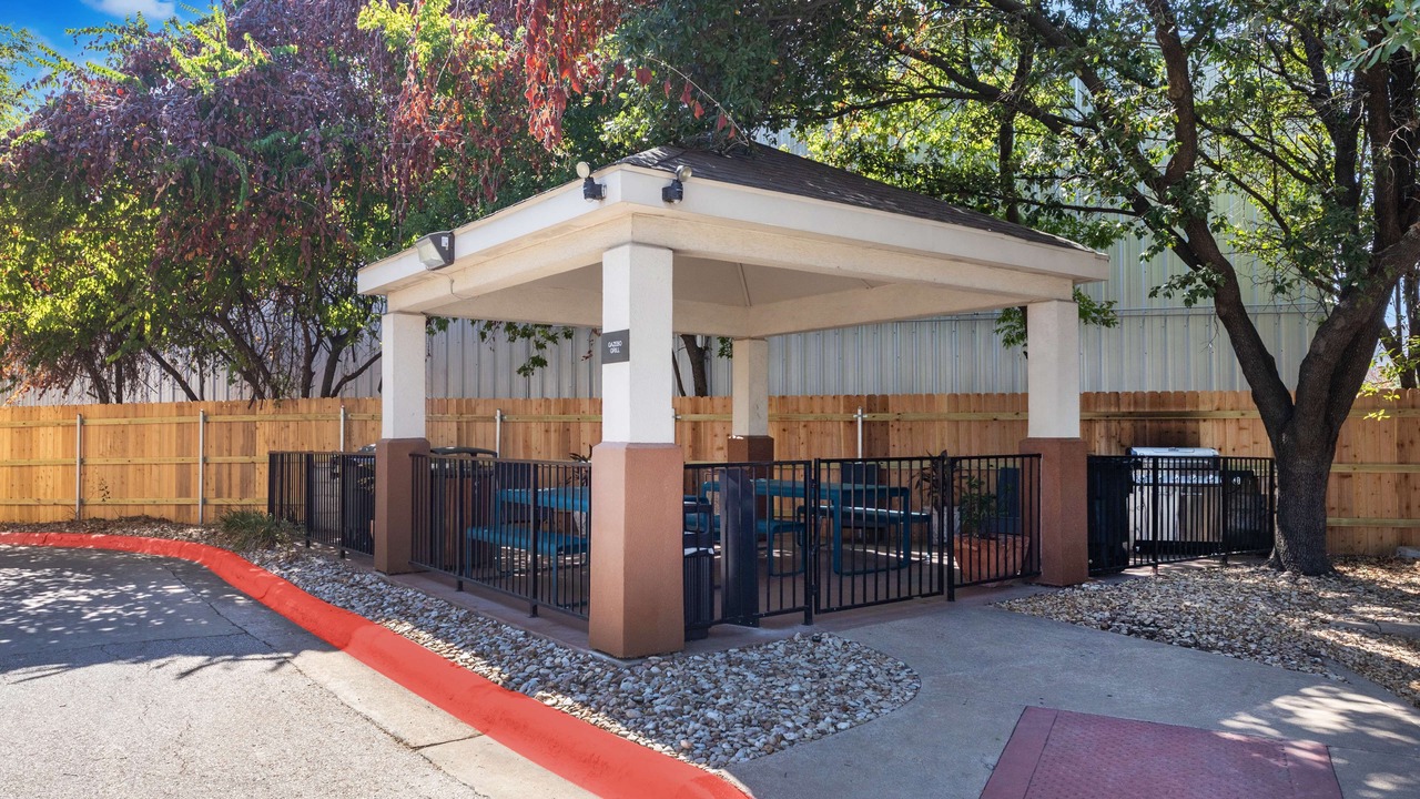 Photo of Outdoor in East Congress