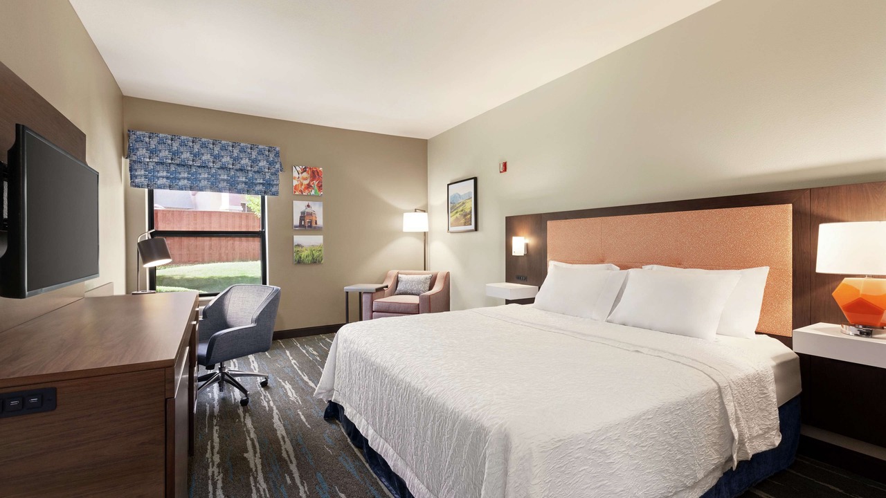 Photo of Bedroom in Tracy