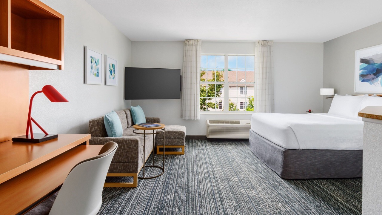 Photo of Livingroom in Horsham