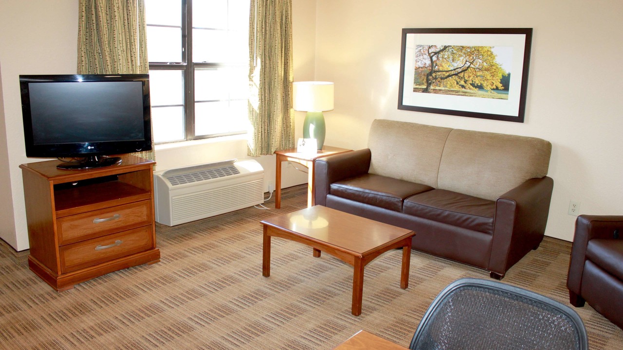 Photo of Livingroom in Tougaloo
