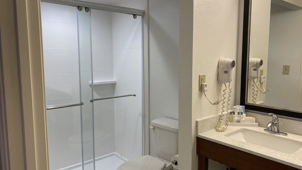 Photo of Bathroom in Cherokee