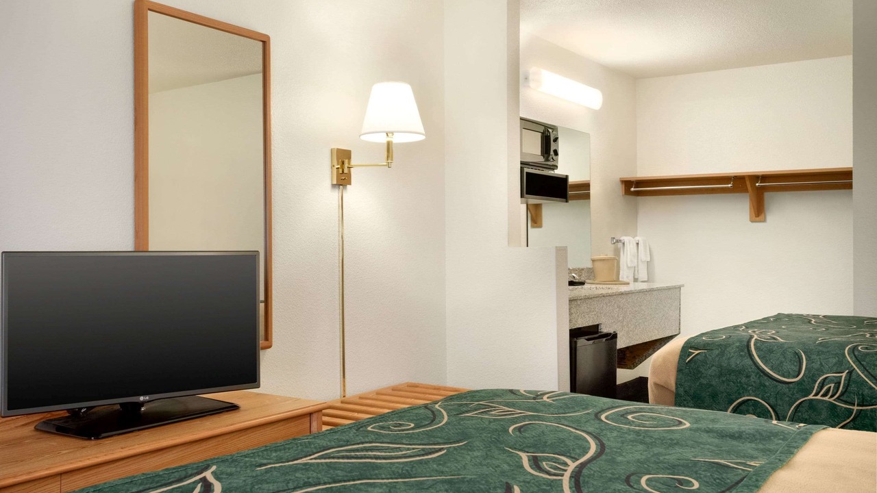 Photo of Bedroom in Cheyenne