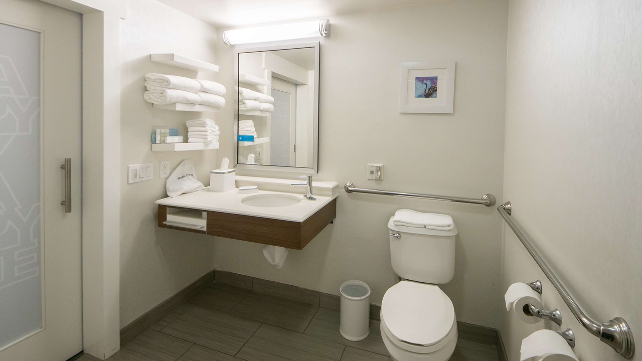 Photo of Bathroom in Lakeland