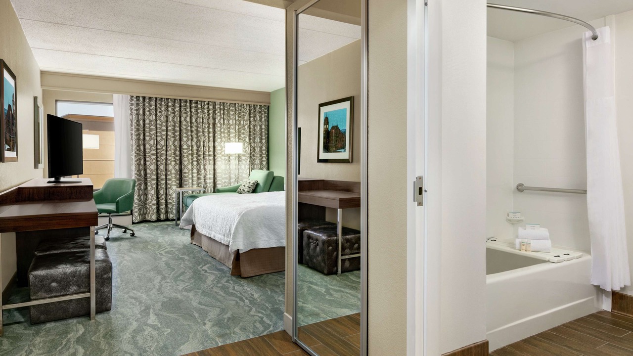 Photo of Bedroom in Ashland