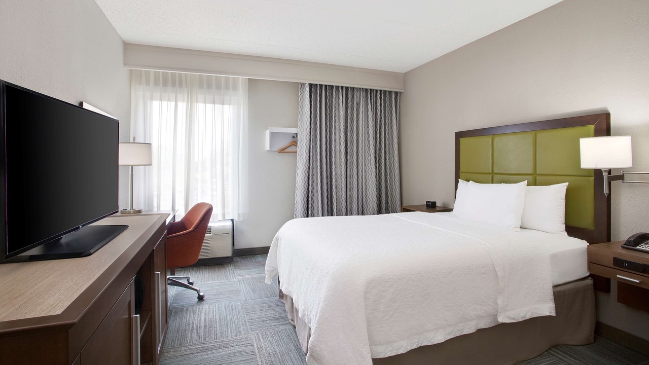 Photo of Bedroom in Middletown