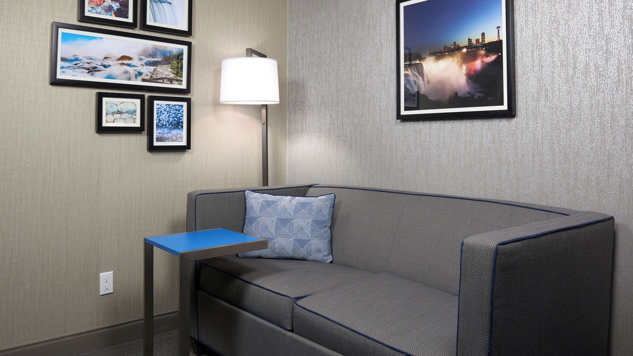 Photo of Bedroom in Downtown Niagara Falls