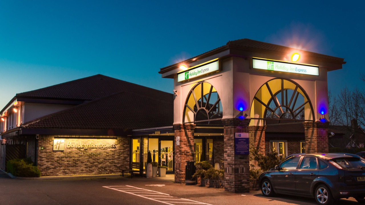 Photo of Buildings in Alwalton