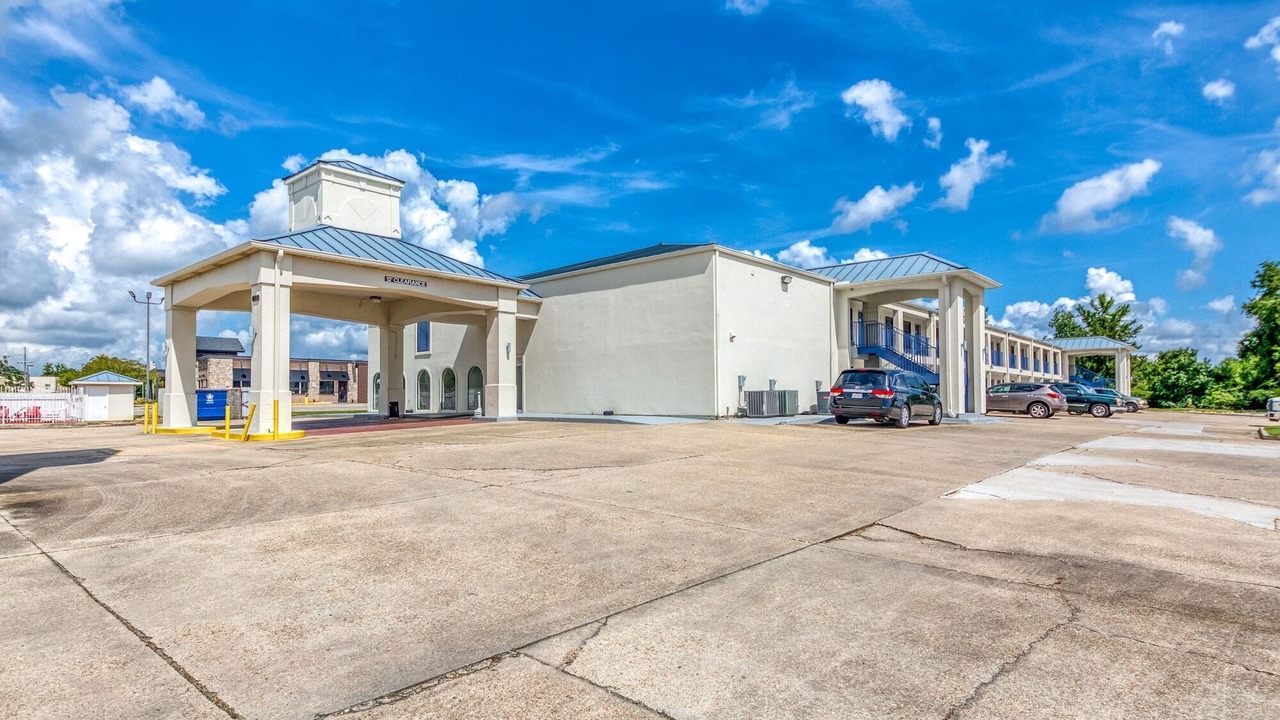 Photo of Outdoor in Denham Springs