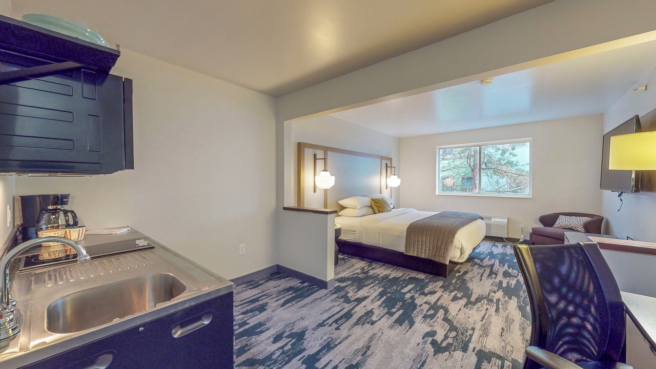 Photo of Bedroom in Newtonville