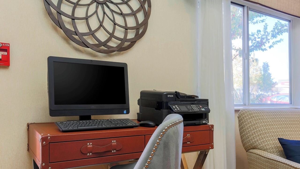 Photo of Others in Tracy