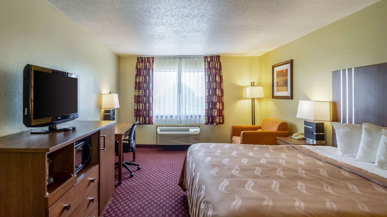 Photo of Bedroom in Mineral Point