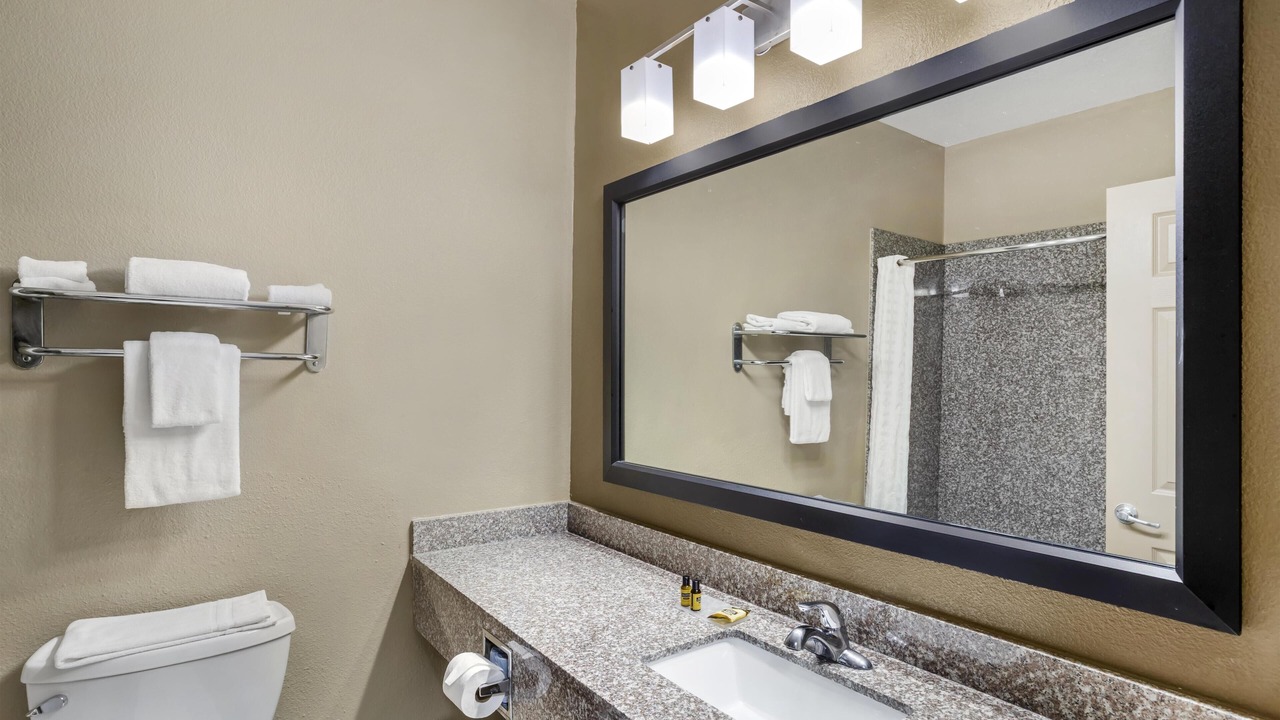 Photo of Bathroom in North Shore