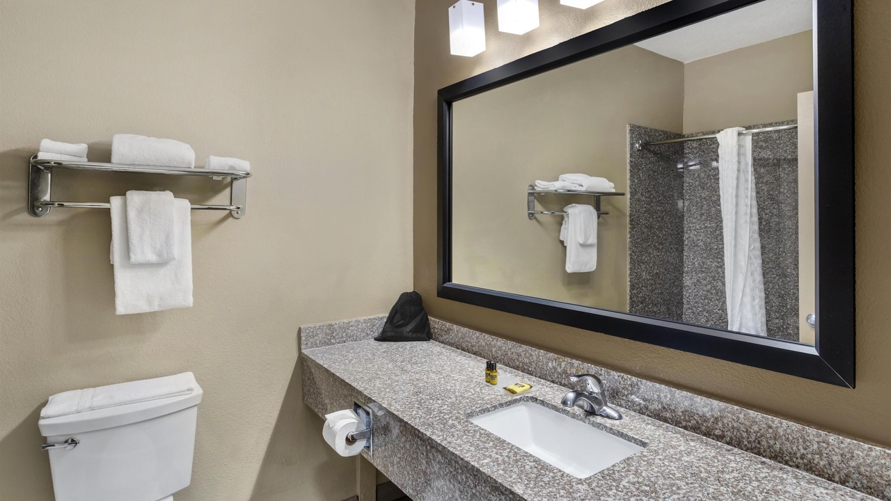 Photo of Bathroom in North Shore