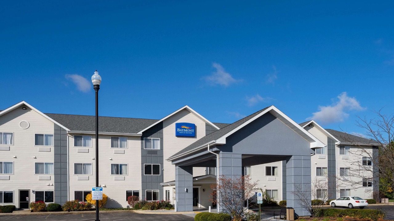 Photo of Buildings in Gurnee