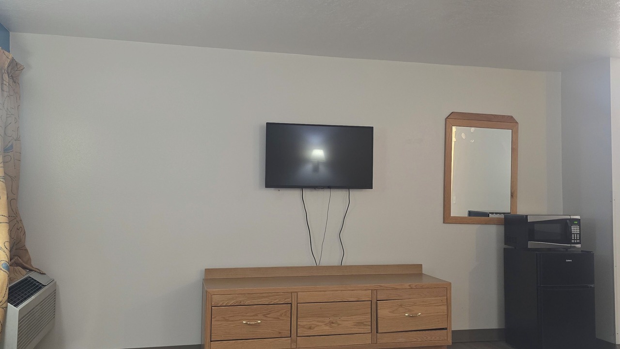 Photo of Bedroom in Nephi