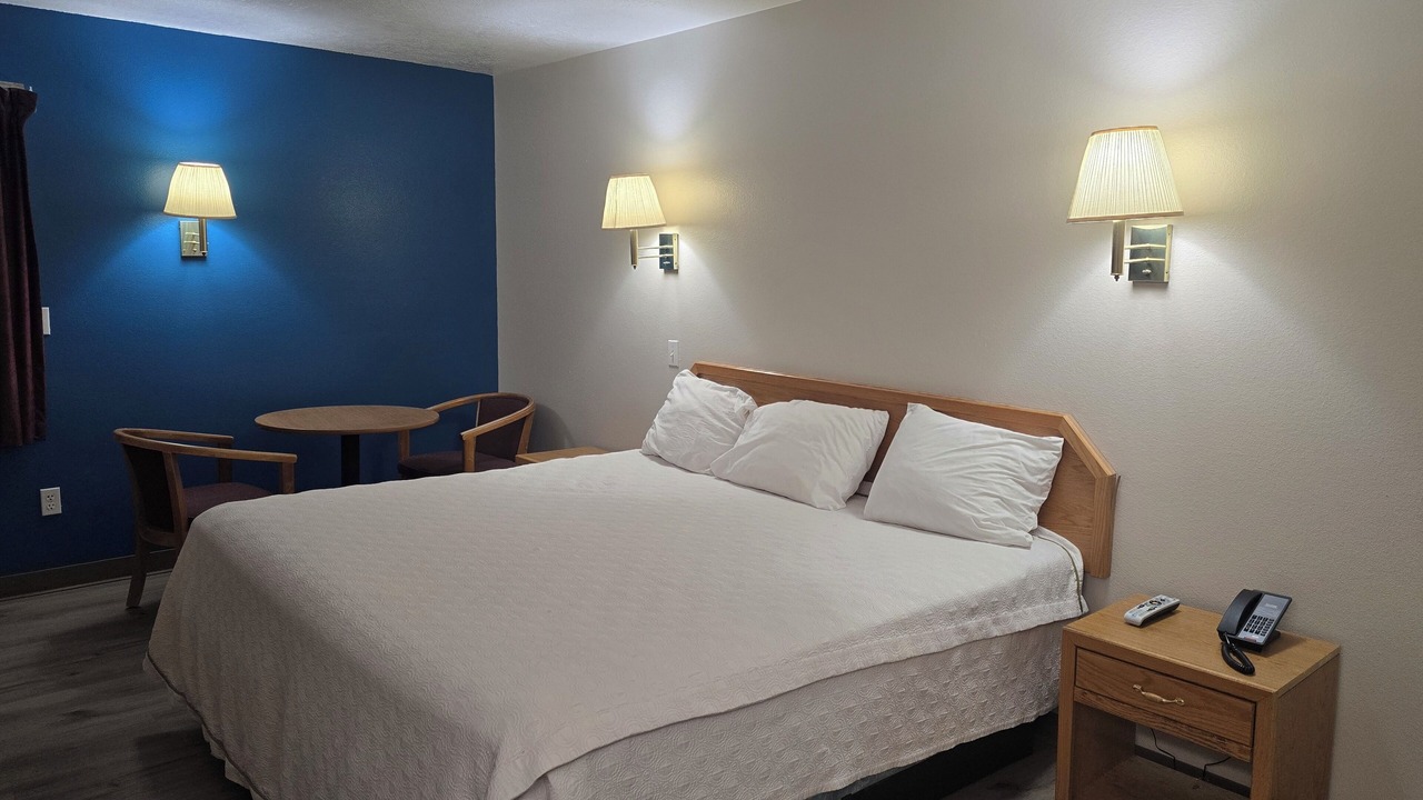 Photo of Bedroom in Nephi