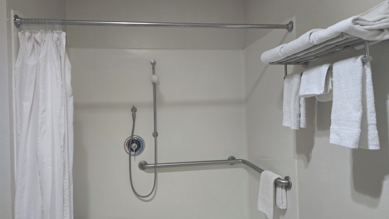 Photo of Bathroom in Nephi