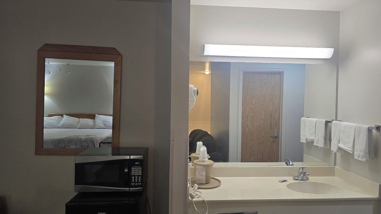 Photo of Bedroom in Nephi